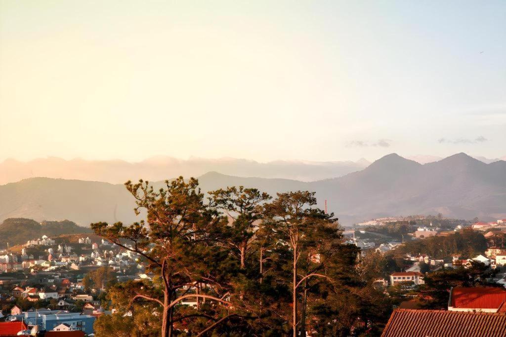 Hoa Sen Vang Hotel Dalat Kültér fotó