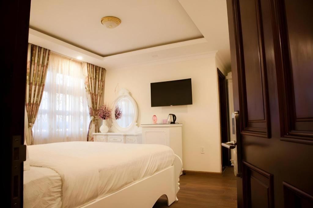 Hoa Sen Vang Hotel Dalat Kültér fotó